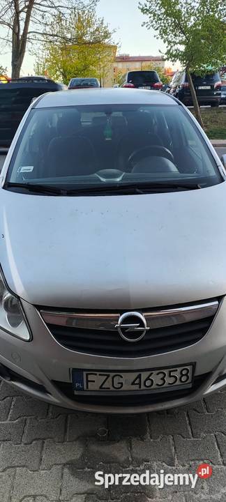 Opel Corsa D uszkodzony 12 benzyna Rok produkcji 2009 Zielona Góra