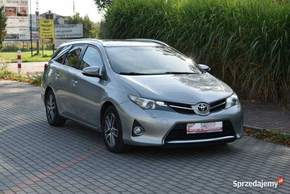 Toyota Auris 20D4D 124 2013r Climatronic Kamera komputer pokładowy Kampinos