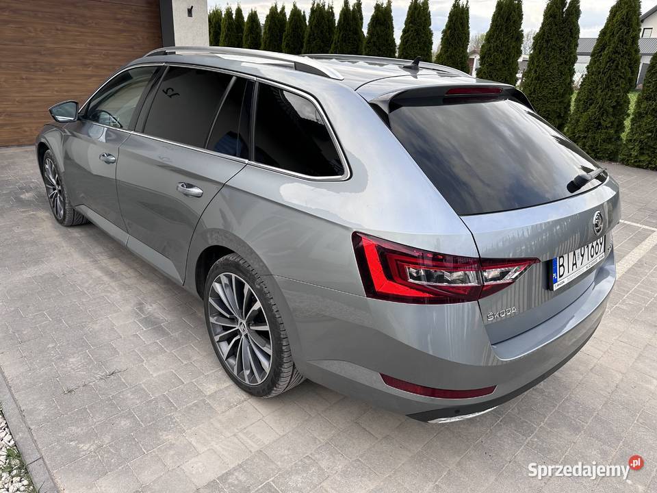 Doinwestowana Skoda Superb 3 4x4 kupiony w polskim salonie Dobrzyniewo Duże