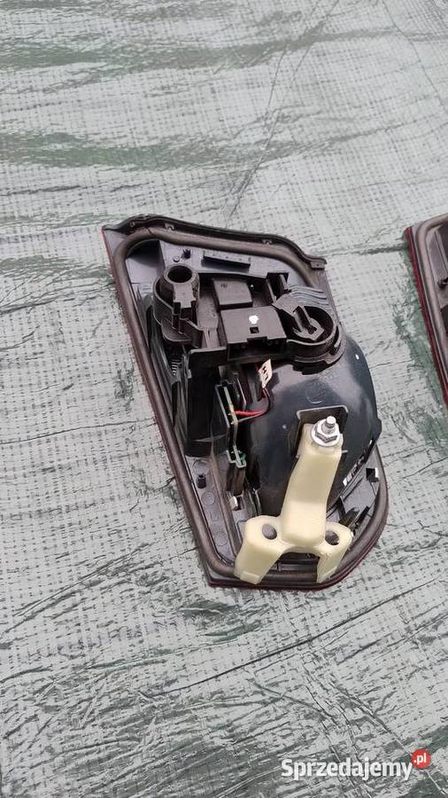 Lampy BMW f30 lampy tylne w klapę tył Ori osobowe Obrzycko