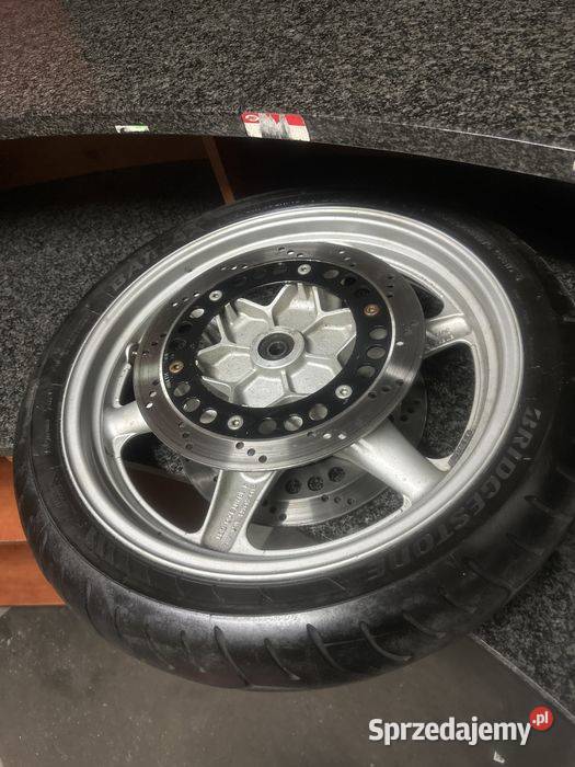 SUZUKI GSX 1100G Koło OPONA Felga PRZÓD Tarcze Poznań