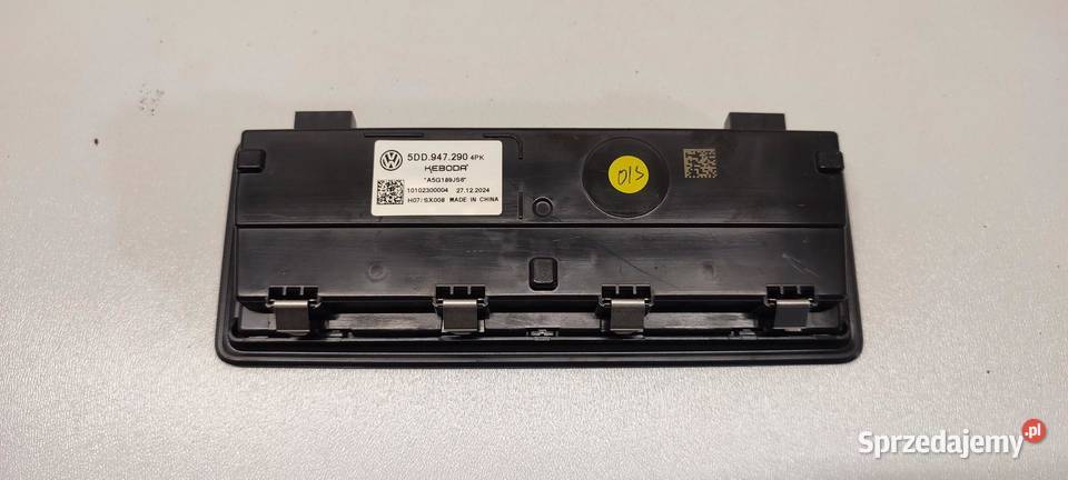 VW TAYRON LAMPKA PODSUFITKI 5DD947290 dolnośląskie