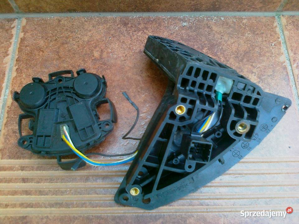 Hyundai Tucson mocowanie stelaż uchwyt ramię lusterka zewnętrzne Jarocin sprzedam