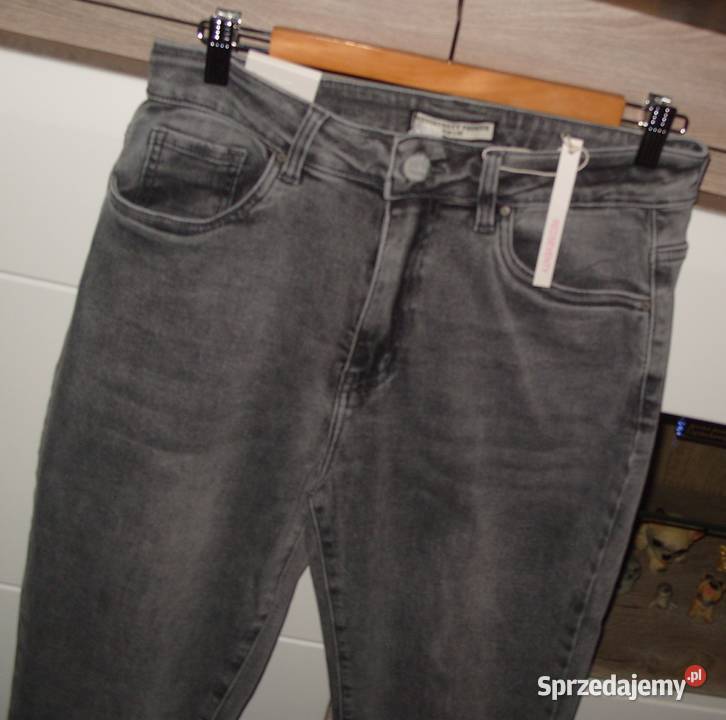 jeansy z serduszkiem pasek REDSEVENTY r L XL Rozmiar 40(L)