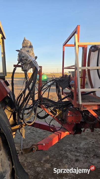 Opryskiwacz Holder 21 m 2700 litrów skrętny Baszków