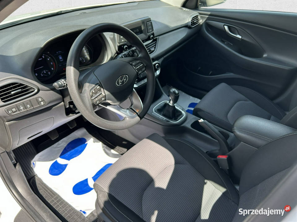 Hyundai i30 15 DPI Classic Z polskiego salonu elektryczne lusterka Warszawa