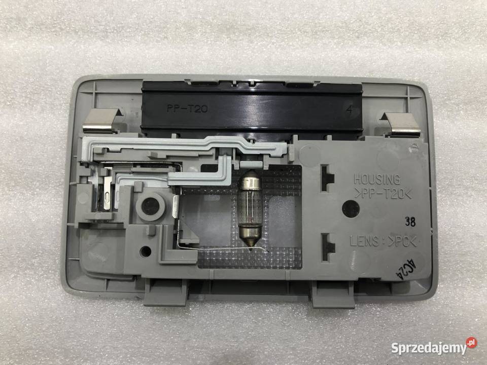 LAMPKA PODSUFITKI SUZUKI SX4