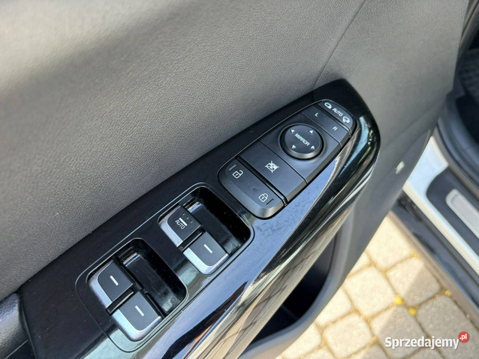 Kia Sportage 17 CRDI 141 Kamera Skóry 4 x Lipówki