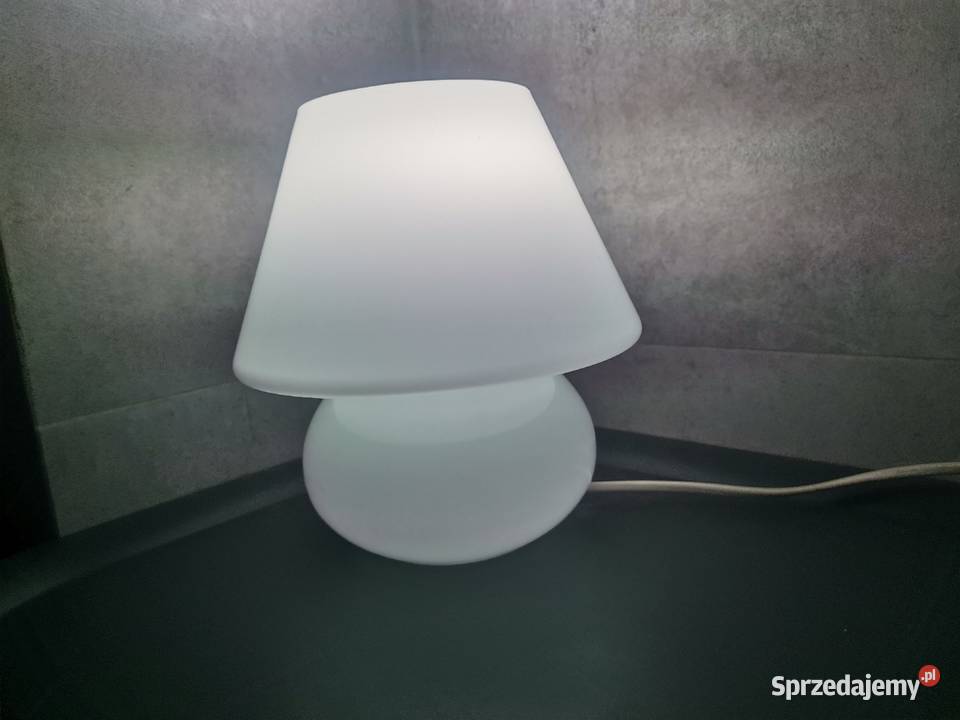 Stara biała szklana lampa lampka Grzybek design śląskie Siemianowice Śląskie