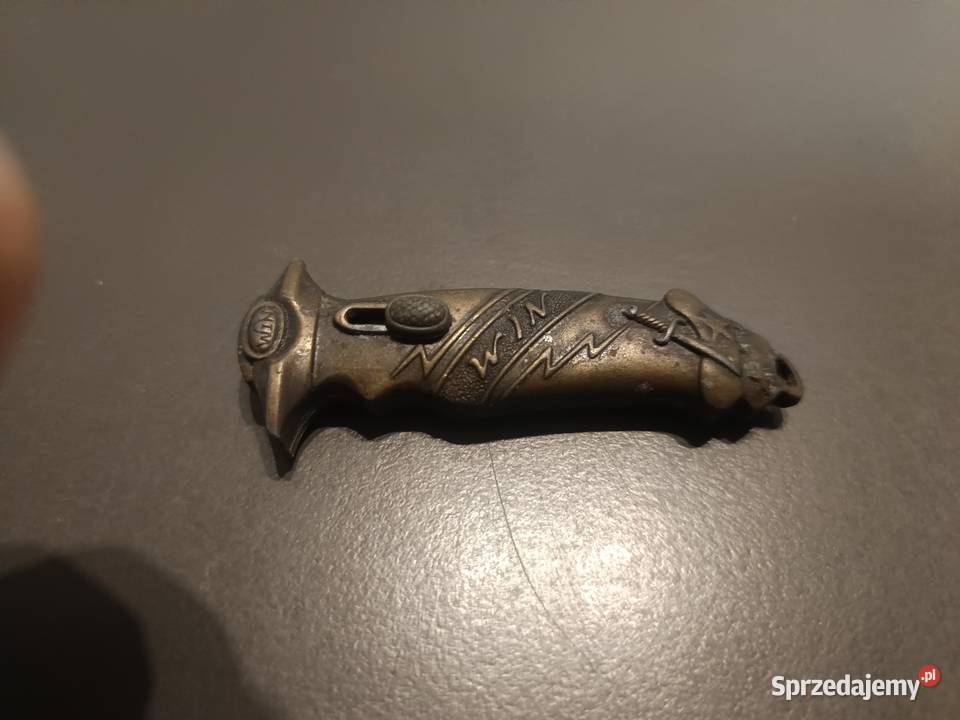 Stary miniaturowy brelok wysuwany nożyk Antyki Inowrocław