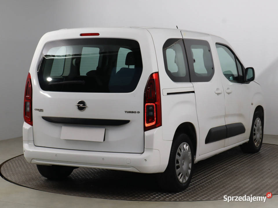 Opel Combo 15 CDTI Bielany Wrocławskie