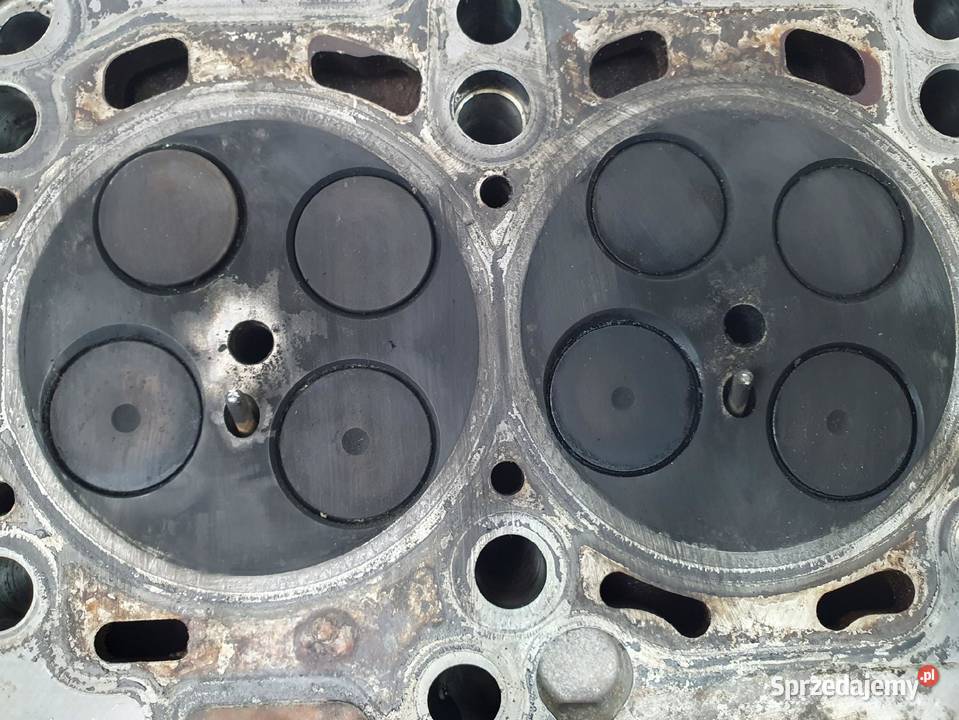 GŁOWICA CYLINDRÓW Audi A3 8P VW Golf 16 TDI Chełm