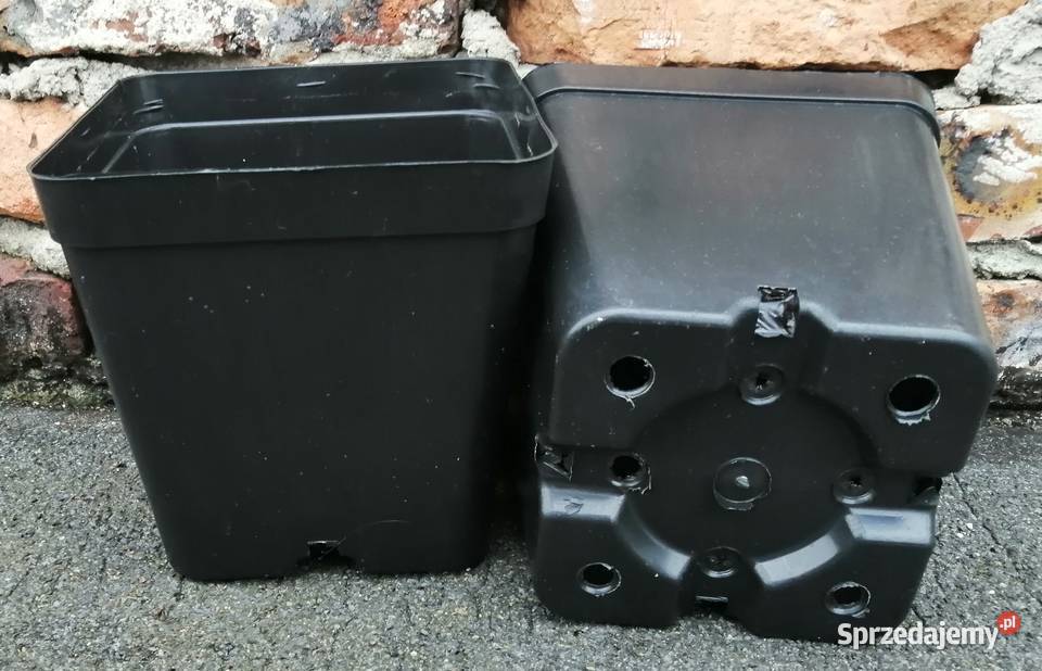Doniczki produkcyjne P18 4L 18x18x18 czarne Pozostałe sprzedam
