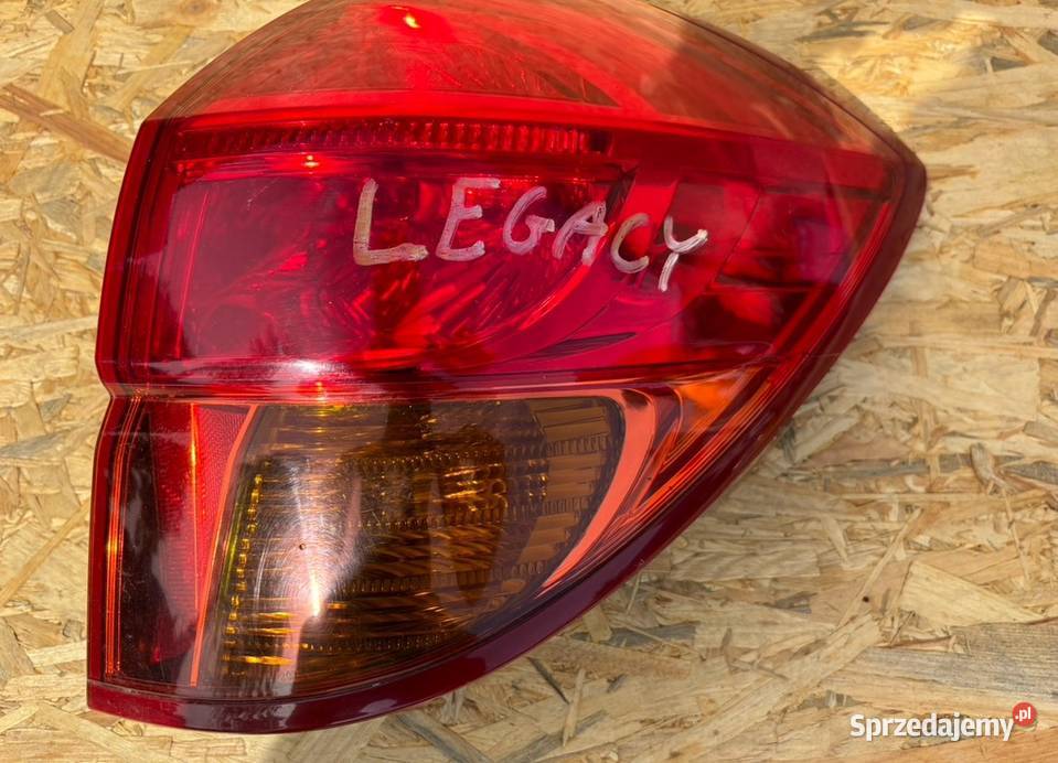 LAMPA PRAWA TYŁ TYLNA SUBARU LEGACY 4 IV KOMBI wielkopolskie Międzychód sprzedam