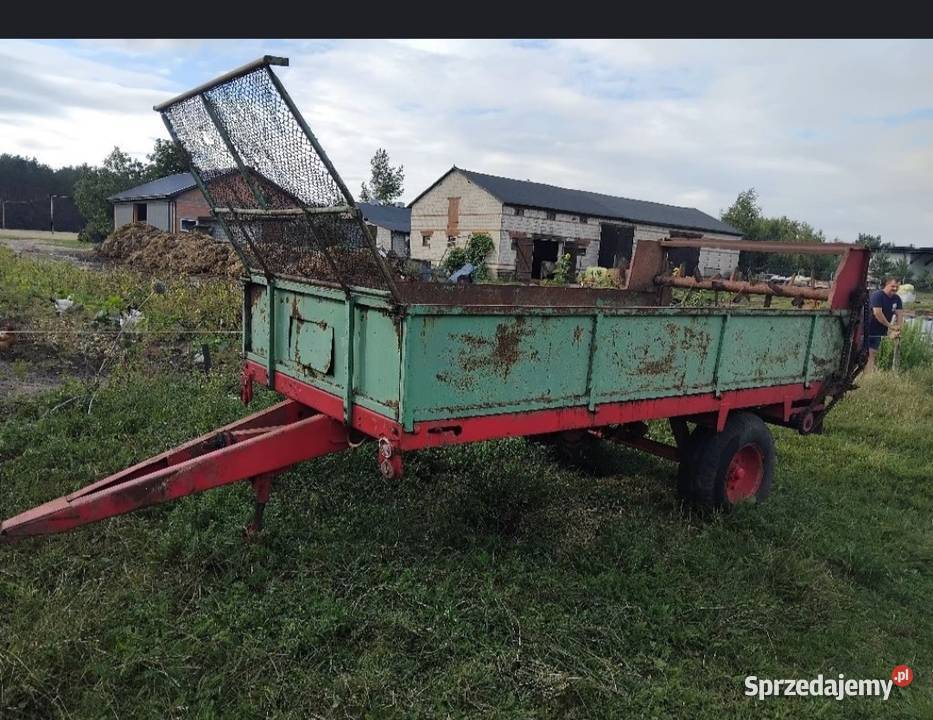 Rozrzutnik obornika jednoosiowy Sierpów