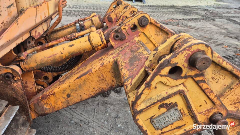 Hanomag K8 Spycharka gąsienicowa 11t zrywak z Pleszew