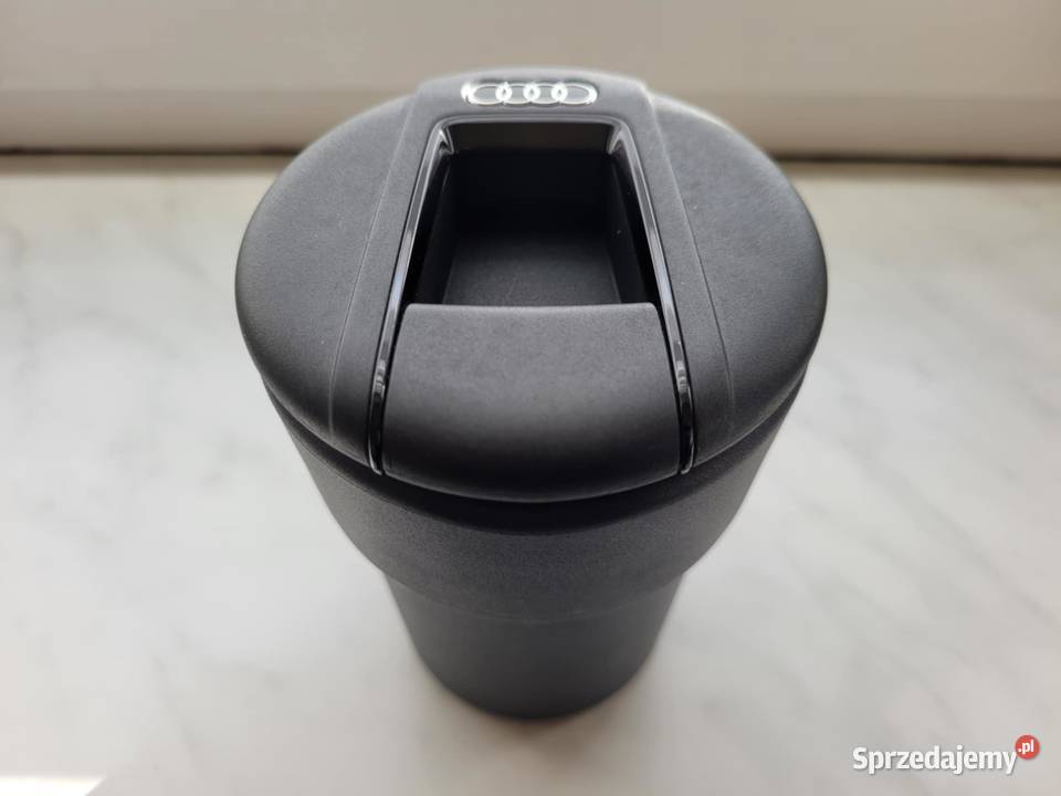 AUDI OE SCHOWEK POPIELNICZKA 83A857951 osobowe