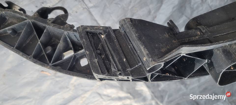 MERCEDES W247 WZMOCNIENIE PAS PRZEDNI osobowe Ruda Śląska