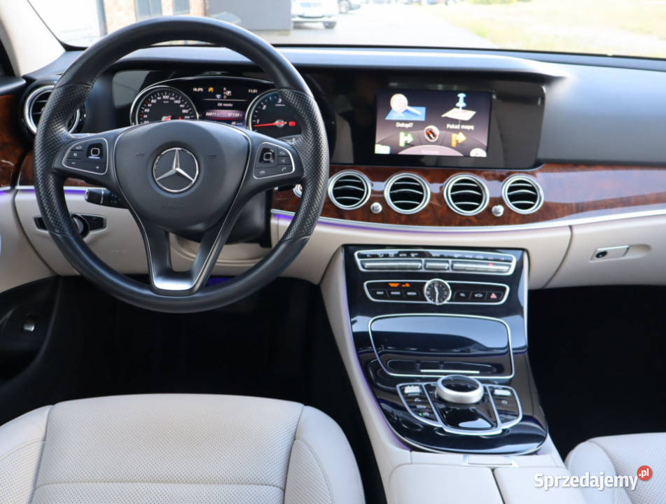 Mercedes E E 220 d elektrycznie ustawiane fotele Piaseczno