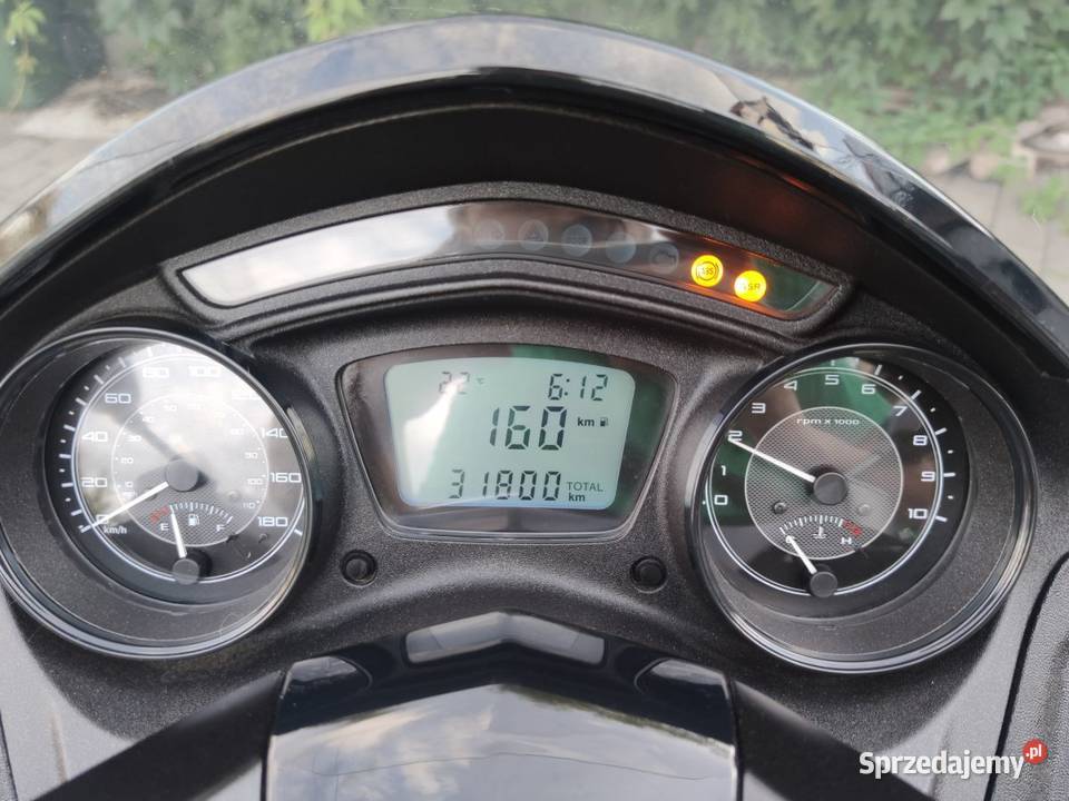 skuter piaggio x10 125 kat b największy skuter w Wieliczka
