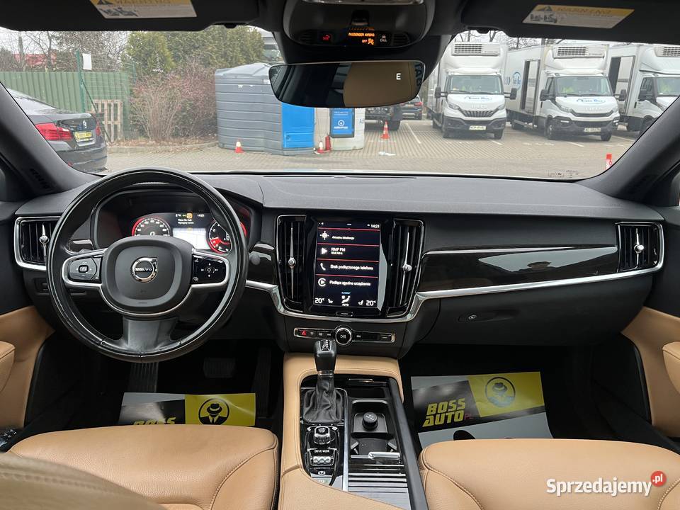 Volvo S90 2017 komputer pokładowy