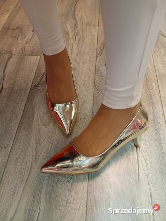 40 Złote niskie czółenka wieczorowe Nowe Kraków