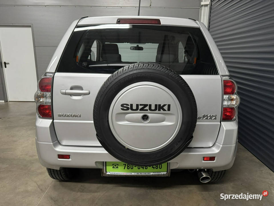 Suzuki Grand Vitara salon bezwypadkowa SUV Grand Vitara Chechło