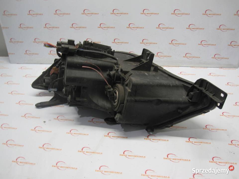 OUTLANDER II 08r lampa prawy przód ANGLIK Kielce