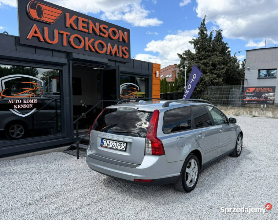 Volvo V50 Klimatyzacja Czujniki cofania Zadbany srebrny