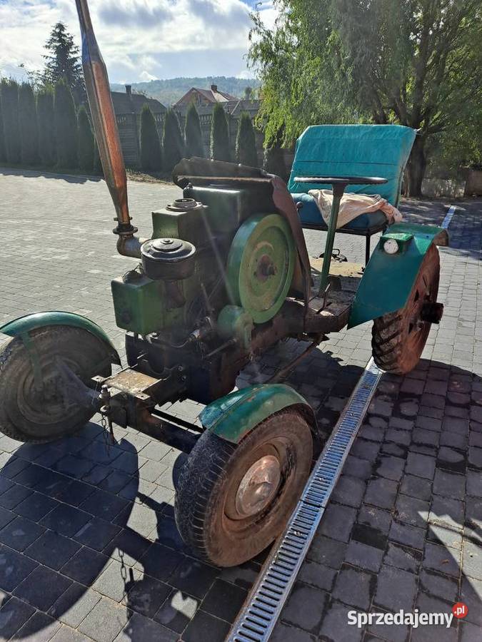 Ciagnik ES Nowa Słupia