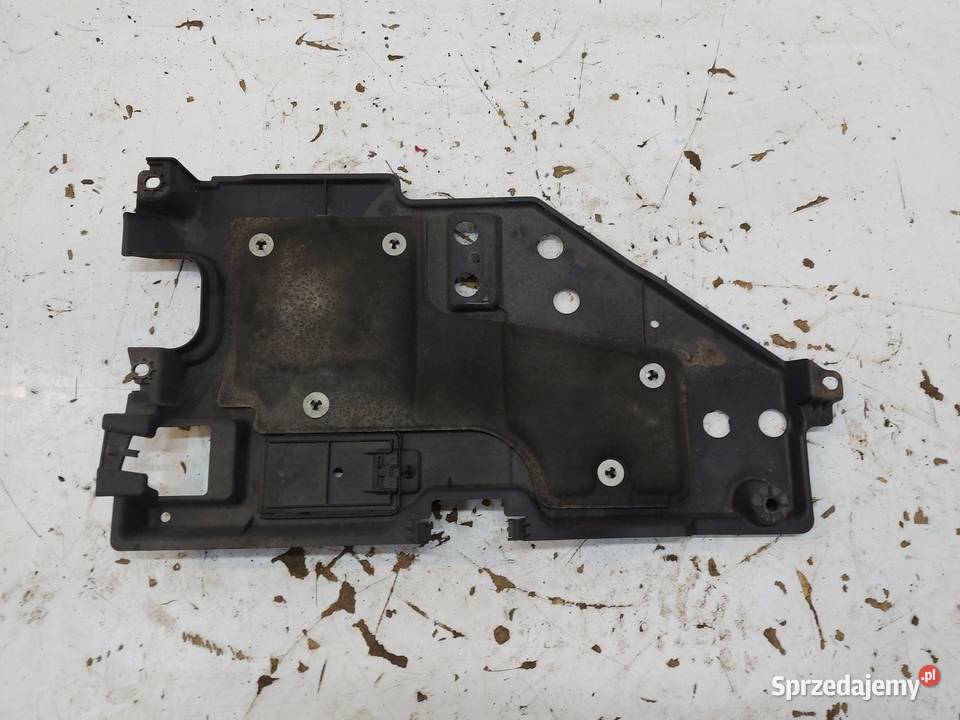 Subaru WRX STI 2015r osłona dolna pod skrzynie