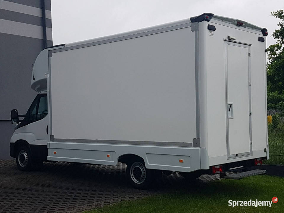 Iveco Daily KONTENER NISKOPODŁOGOWY 443x223x242 114533km Poręba sprzedam