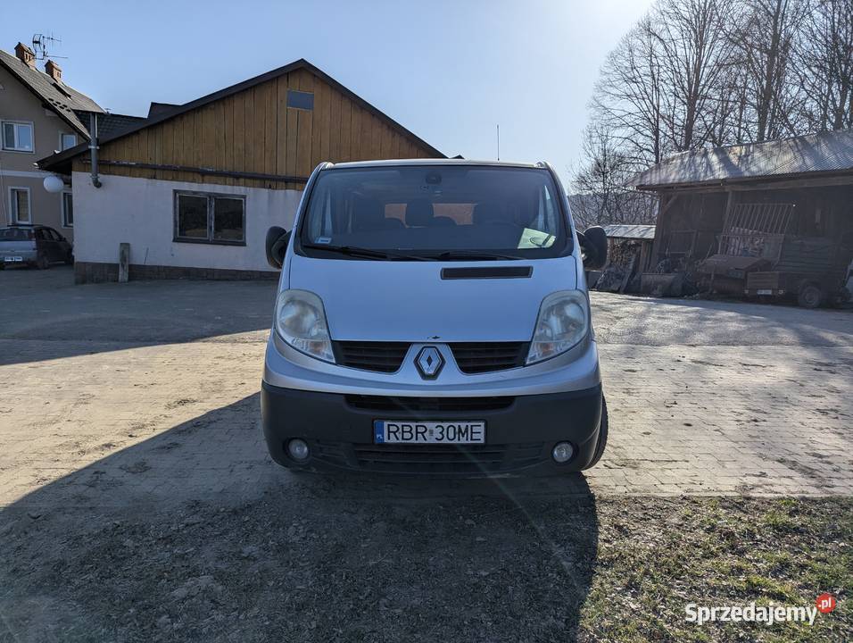 Renault Trafic 20 dCi 9 osób Webasto Hak 2007 sprzedam