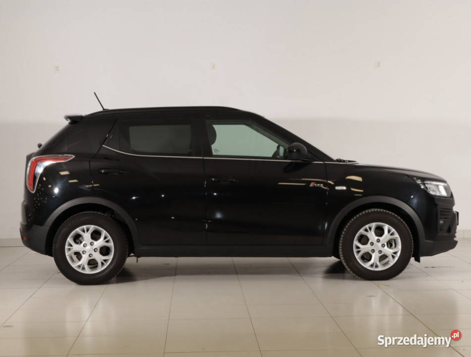 SsangYong Tivoli 15 TGDI benzyna Tivoli Łódź sprzedam