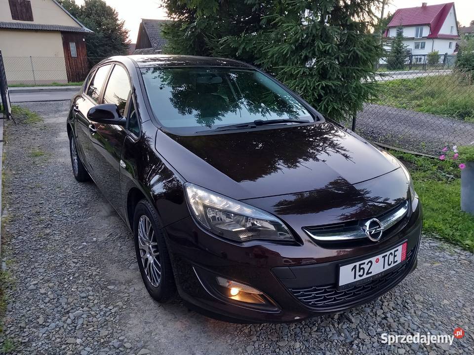 Opel Astra 14 turbo manualna Jordanów