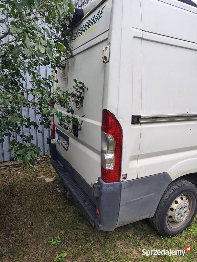 Sprzedam uszkodzonego peugeota boxera 130KM Nieporęt