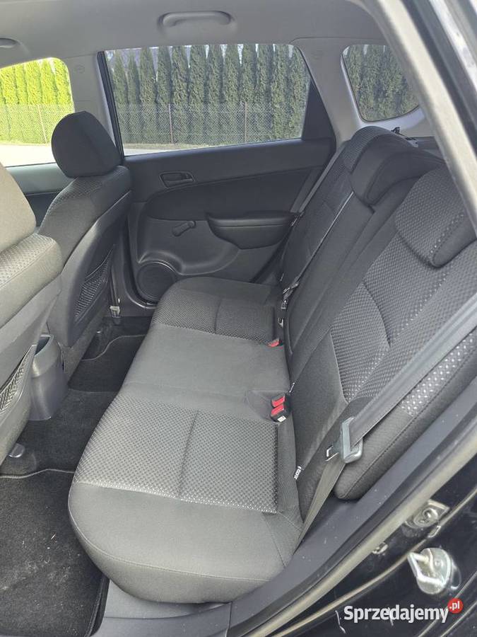 Hiundai i30 16crdi 116 2011r Szopinek sprzedam