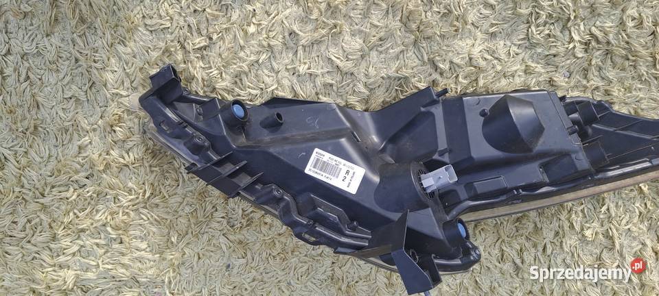 Lampa czarny srodek juke lift Lampy przednie wielkopolskie