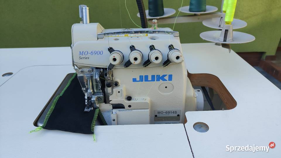 Maszyna krawiecka owerlok juki Podrzecze