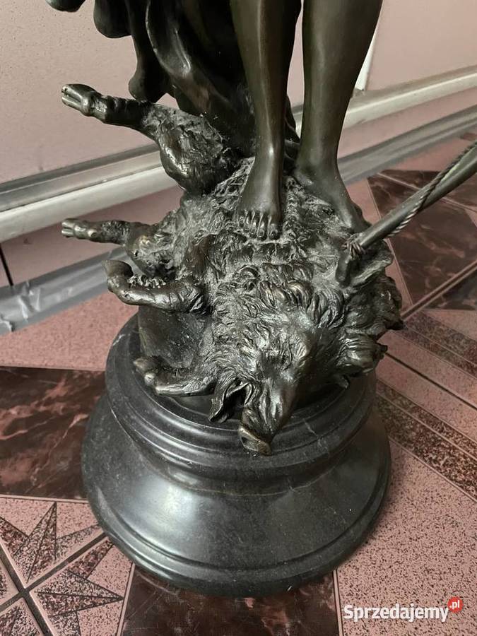 Diana Victorious Rzeźba z Brązu 68 Antyki