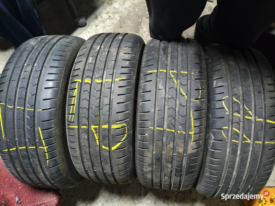 Komplet opon letnich Vredestein Ultrac 21545R17