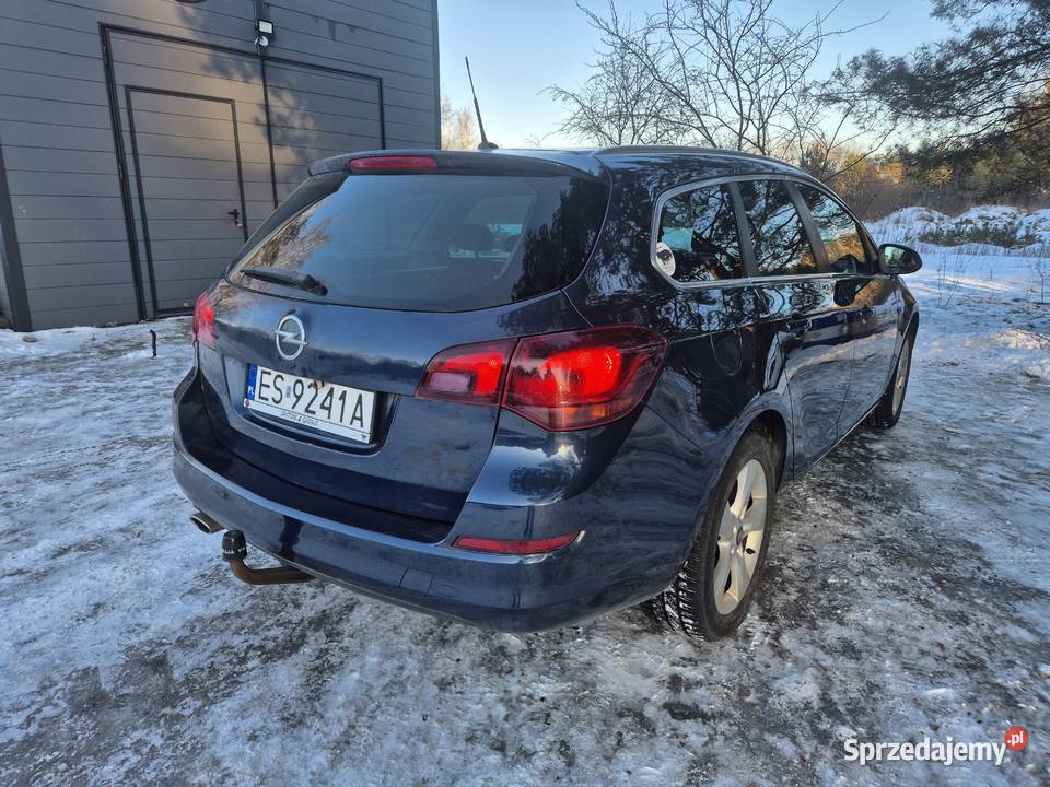 Opel Astra Sports Tourer 16T 180 Nowy rozrząd i Astra Opel Skierniewice sprzedam