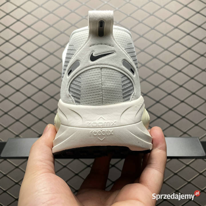 Nike Vomero 18 buty do biegania rozmiar 3646 Nike mazowieckie Warszawa