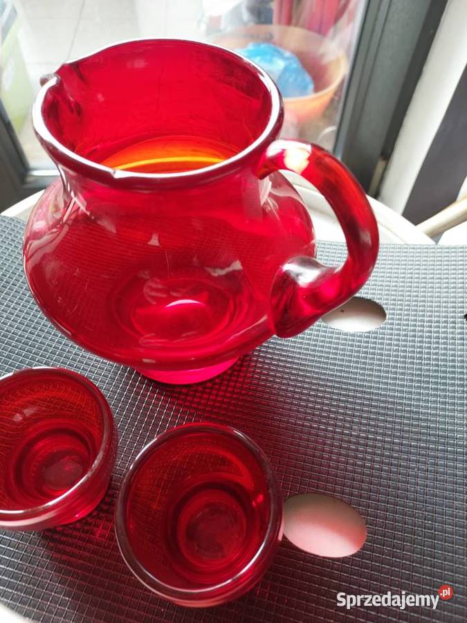 Dzbanek i kieliszki Huta Sudety PRL czerwone Wrocław