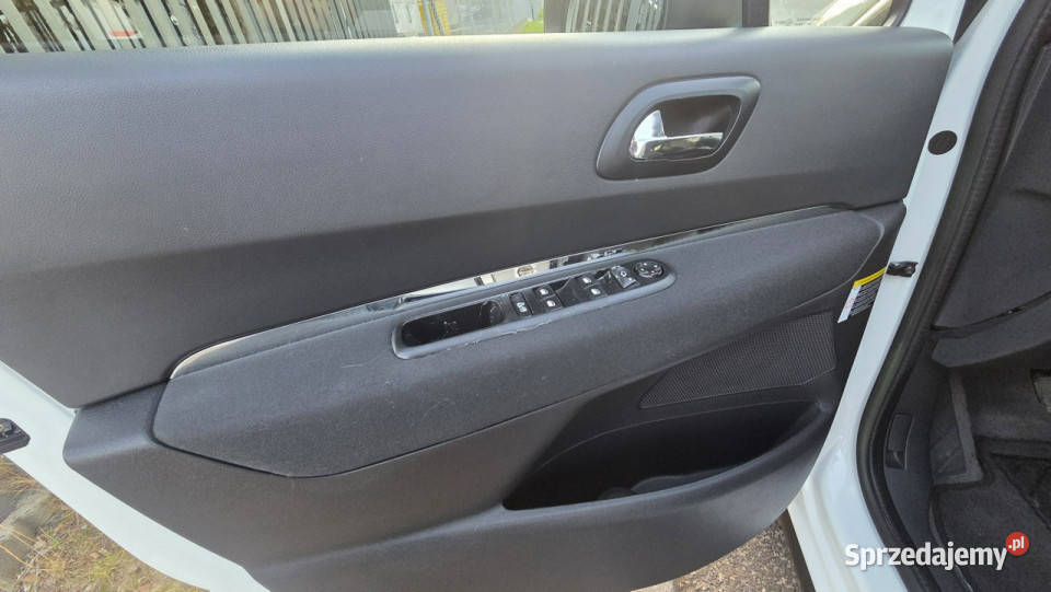 Peugeot 3008 Peugeot 3008 na raty wynajem 110KM małopolskie