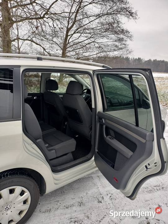 VW Touran 20TDI Touran Volkswagen Gostyń