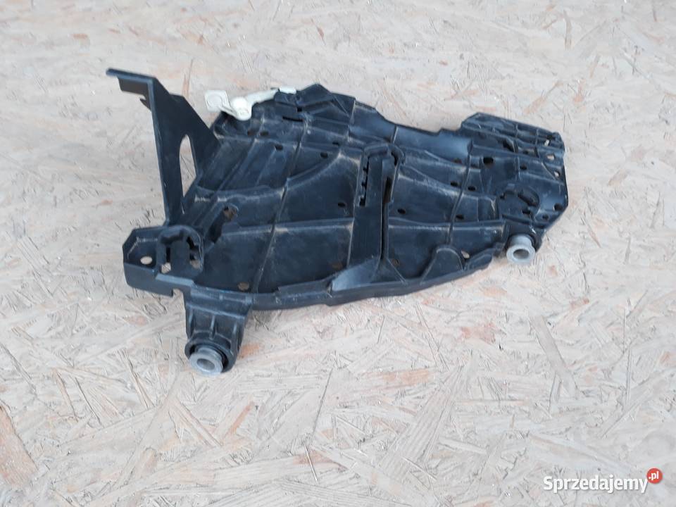 VW TOUAREG 7L 0710 ŚLIZG LAMPY PRAWY PRZÓD osobowe Międzychód