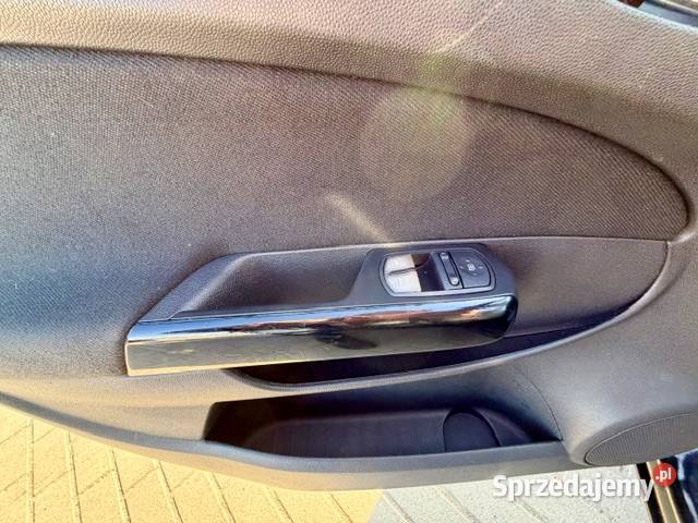 12 Benzyna 4 cylindry Panorama Klima Alu 4drzwi Corsa Lębork