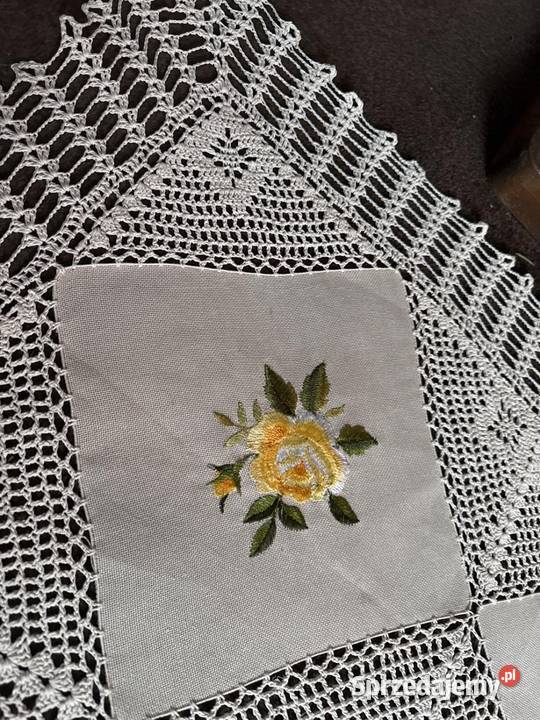 obrus duży szydełkowy haftowany rękodzieło śląskie Zabrze