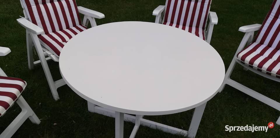 Komplet wypoczynkowy ogrodowy leżaki stół Garwolin